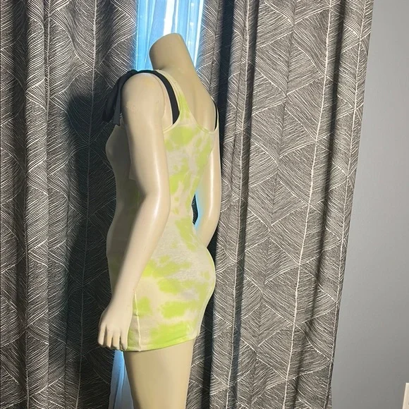 Abound Lime Tie-Dye Dress - Picture 9 of 9